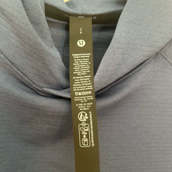 lululemon athletica Navy Blue lightweight pullover - Picture 12 of 13